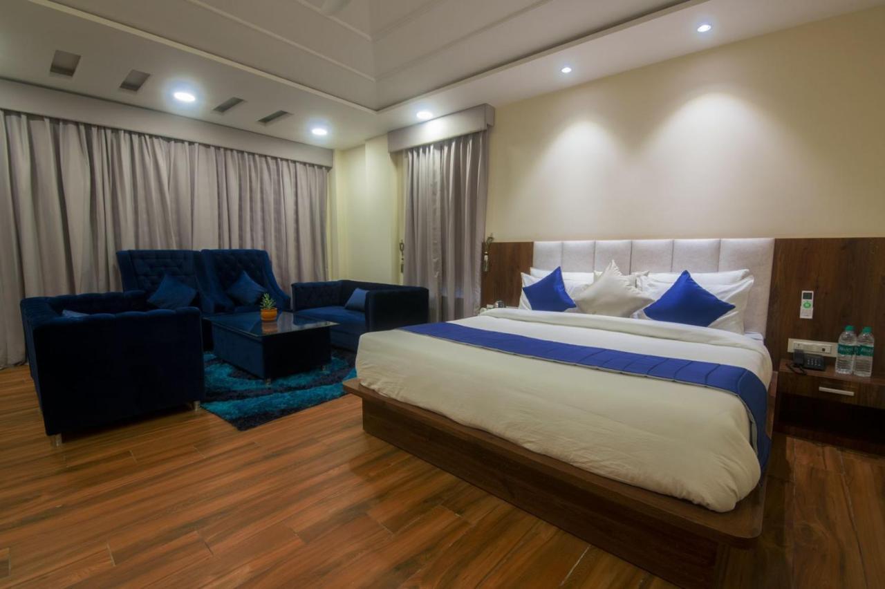 Shivaay Morex- A Vegetarian Hotel Dharamshala Buitenkant foto