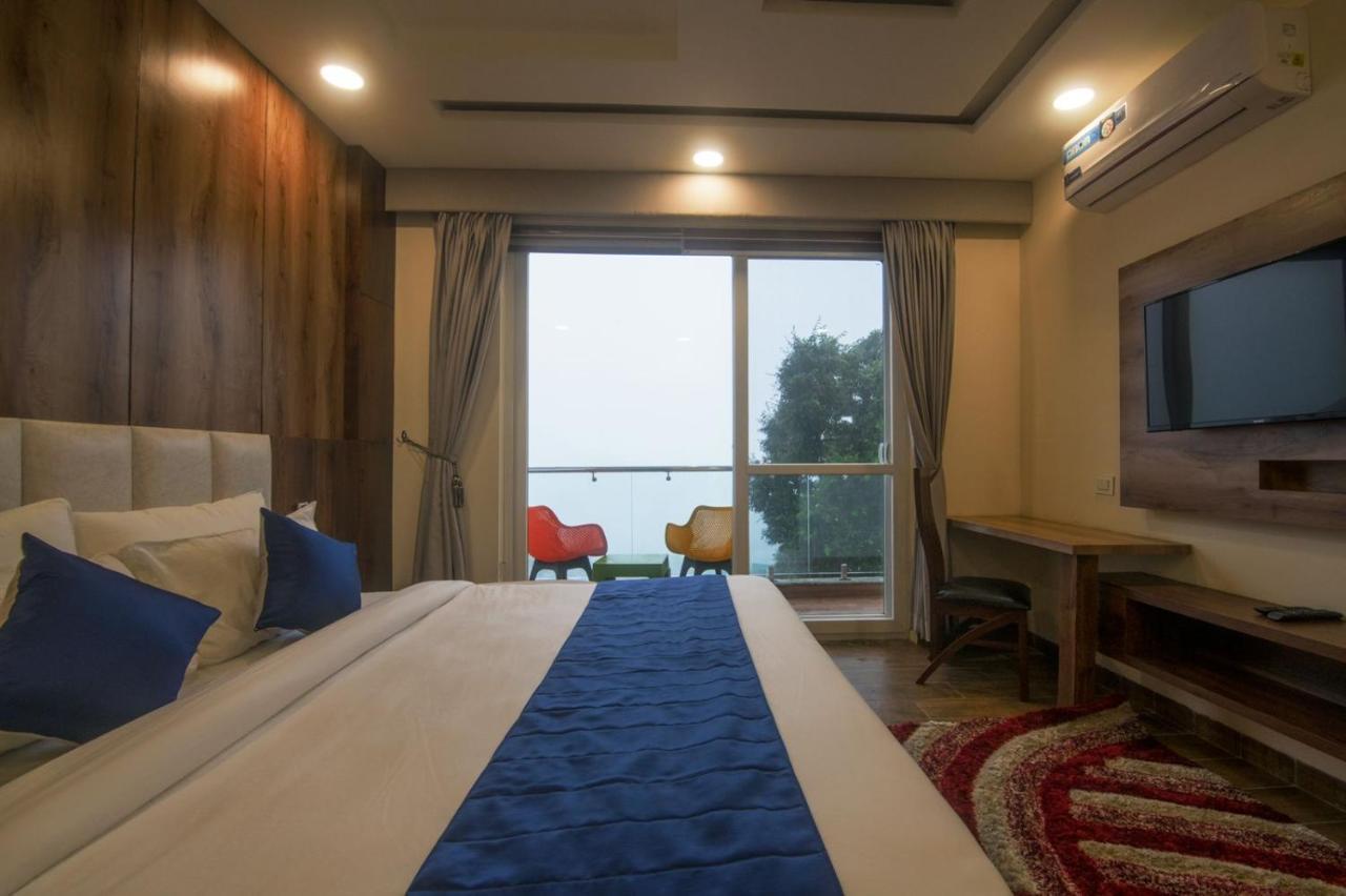 Shivaay Morex- A Vegetarian Hotel Dharamshala Buitenkant foto