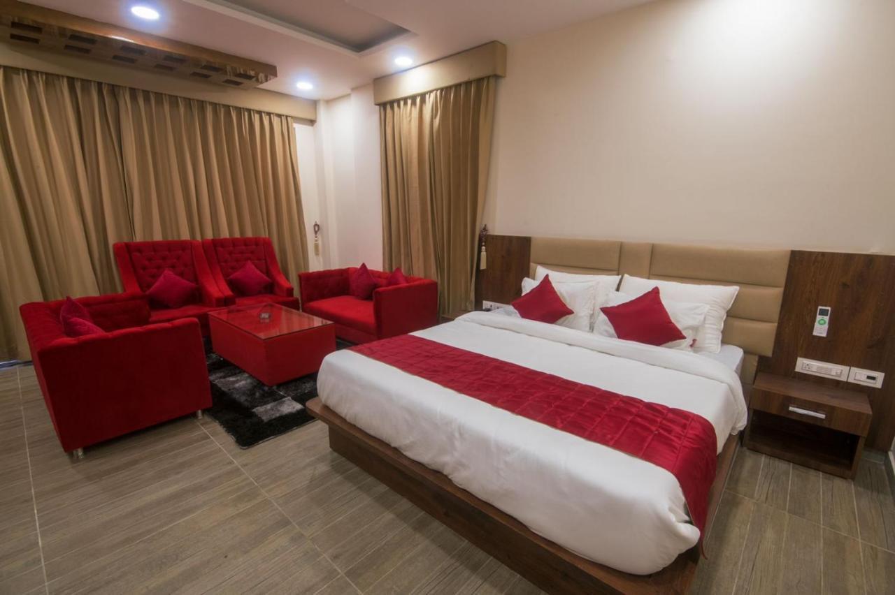 Shivaay Morex- A Vegetarian Hotel Dharamshala Buitenkant foto