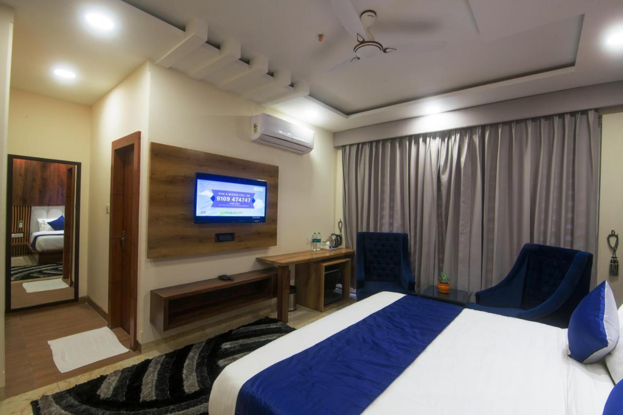 Shivaay Morex- A Vegetarian Hotel Dharamshala Buitenkant foto